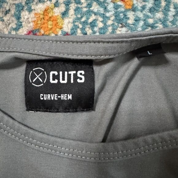 Cuts Clothing Men’s Curve Hem Gray Stretch Tee T-Shirt Sz L - Picture 3 of 7